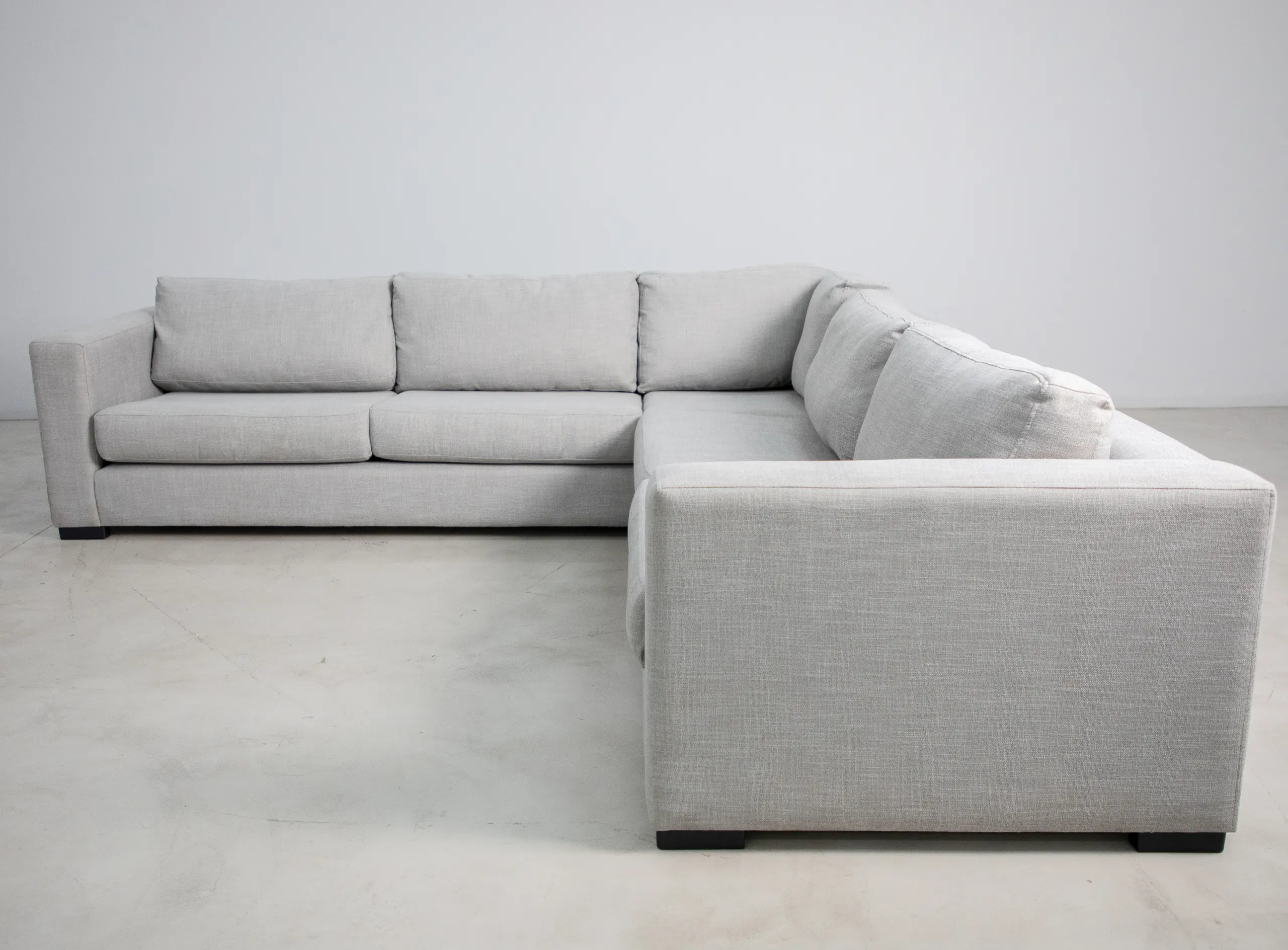 Hagin L-shape couch - Image 2